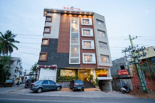 REGALIA INN &SUITES