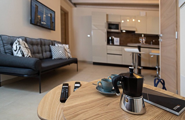 Regarda - "G&J - G floor" modern onebedroom apartment with roof terrace