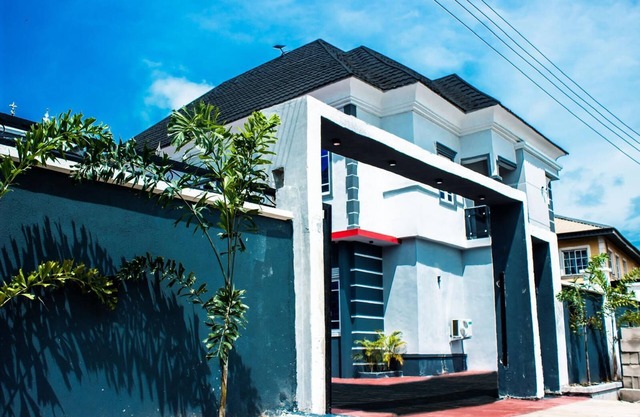 Regional Hotel and Suites