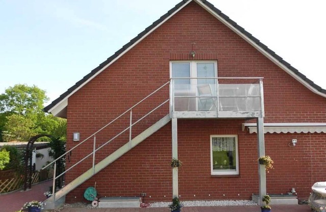 Rênes, Gertrud - Rênes, 2-Zi. Appartement DG, 1-2 P.