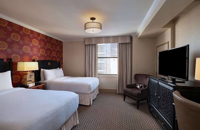 Relax and Rejuvenate! Swimming Pool, Pets Allowed, Near Texas State Capitol!