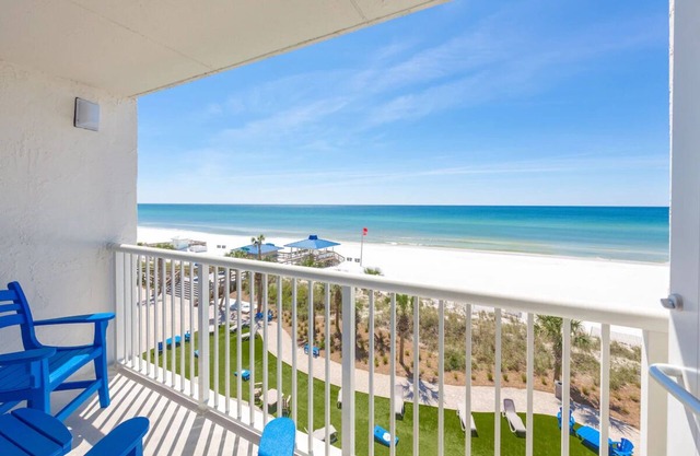 Relax and Unwind in a Coastal Retreat Near Destin History and Fishing Museum
