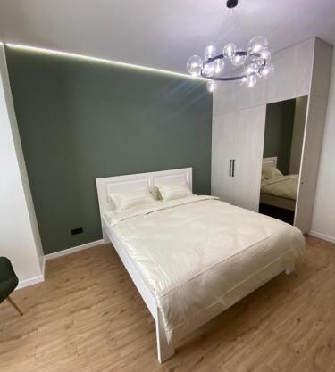 Relax apartment стильні апартаменти біля озера авторський ремонт