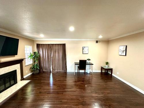 Relax at 4Bedrooms retreat nearby Apple