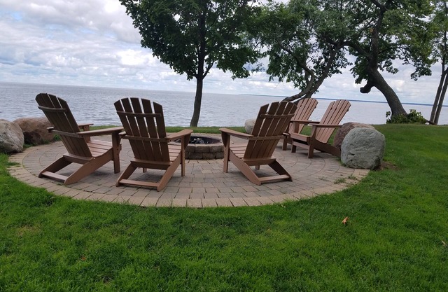 Emballez vos sacs pour un voyage relaxant au lac Mille Lacs dans la spacieuse villa 322