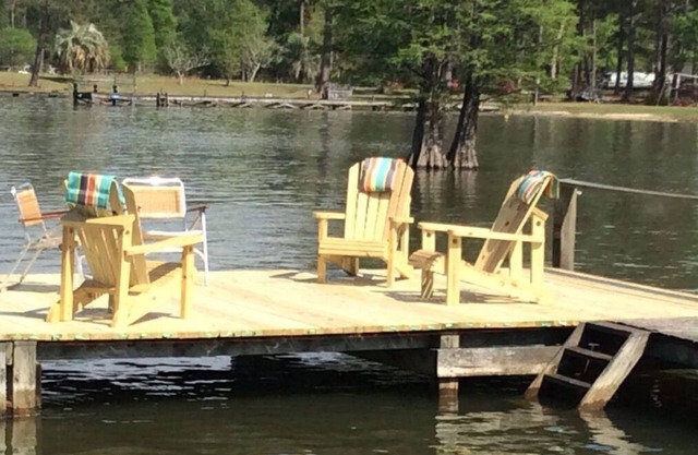 Détendez-vous au Lakehouse avec un quai