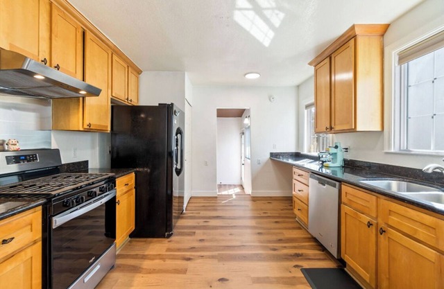 Relax by the bay! Two bedroom getaway in Berkeley San Francisco Bay - 13 min