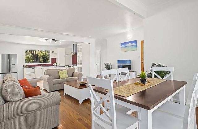 Waterside Cabin seeping 5 in Mylestom