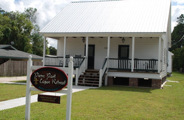 Détendez-vous sur le Bayou dans notre Cabin 'Big Cajun'