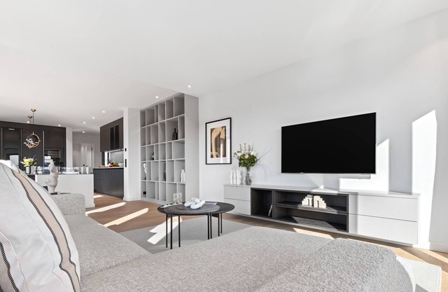 "Relaxation and Luxury on Sylt: Your Soho Suite with Sea View Awaits!"