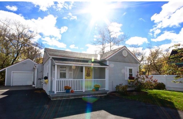 Détendu South End Rockland Bungalow, à 5 minutes à pied du centre-ville