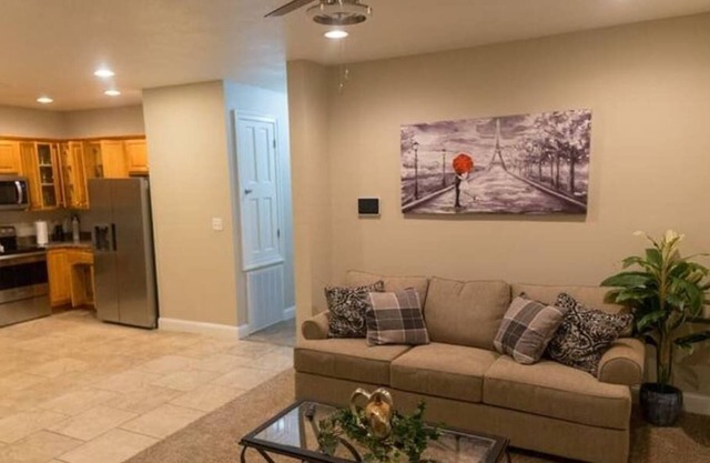 Peaceful & Nice Environment for a Relaxing Stay
