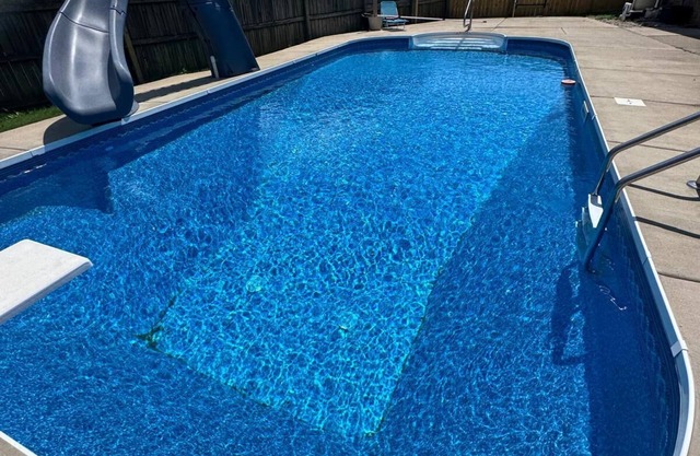 Spacious 4-bedroom house in wonderful Olive Branch with Pool and Wi-Fi