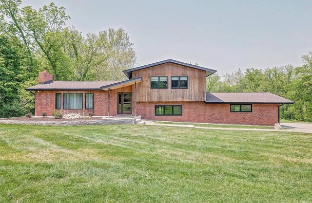 Relaxing 5 Bedroom - 10 mins from IU stadium