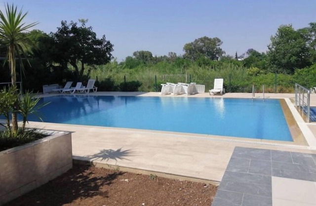 Relaxing apartment in great location + Pool