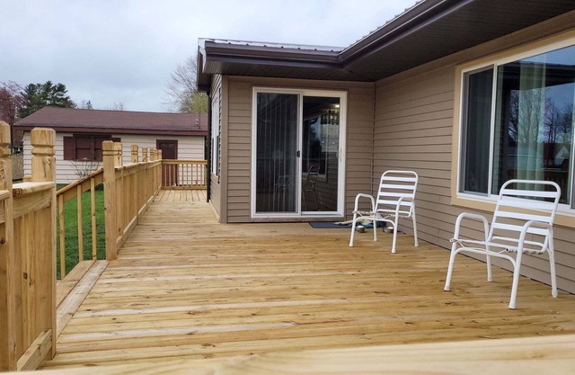 Relaxing getaway - centrally located between Midland and Gladwin.