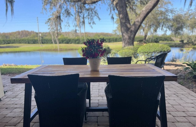 Relaxing Ground-Floor Retreat w/ King Suite, Smart TVs & Private Patio – Perfect for Any Stay!