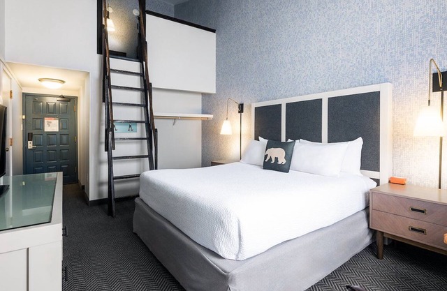 Relaxing Loft with King and Twin Beds Near Steamboat’s Best Slopes