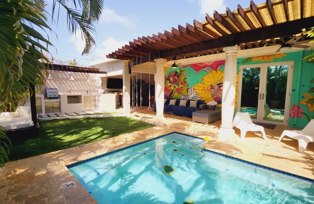 Relaxing Oasis with Pool Heater and Cabana