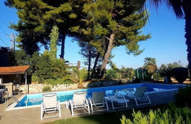 Remarkable 2-Bed House in Varnavas