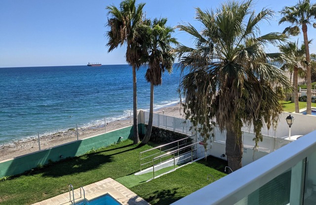 Remarkable 3-Bed Apartment in Carboneras