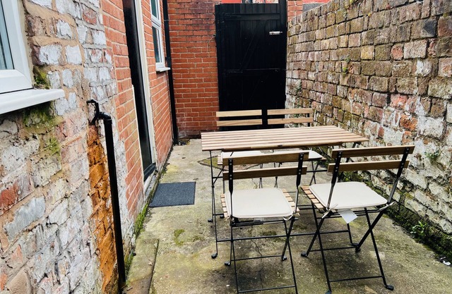 Remarkable 4-Bed House in Bootle, Liverpool
