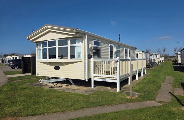 Remarkable Caravan- Chapel St Leonard's,Skegness