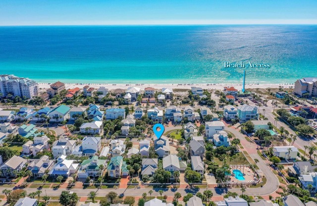 Remodeled😎3 Story 5BR Home ⚓Private Pool!🌴 Grill