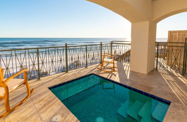 Remodeled Beachfront😎Frangista's Finest 4 BR☀️Jeux d'Arcade🐠Splash Pool