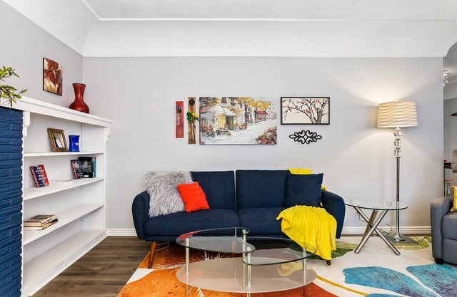 CUTE Remodeled Midcentury Cottage on Boise Bench