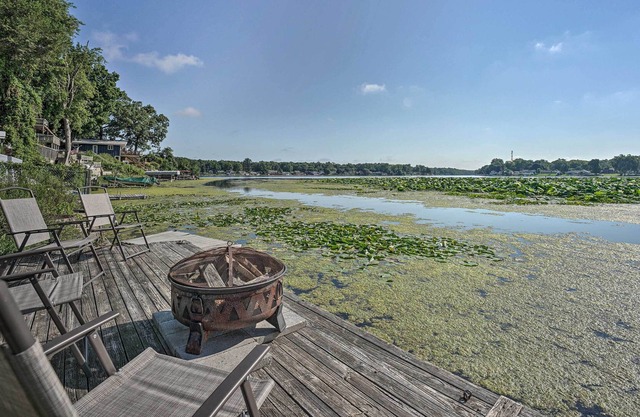 NEW! Remodeled Osceola Home w/ Fire Pit & Dock!