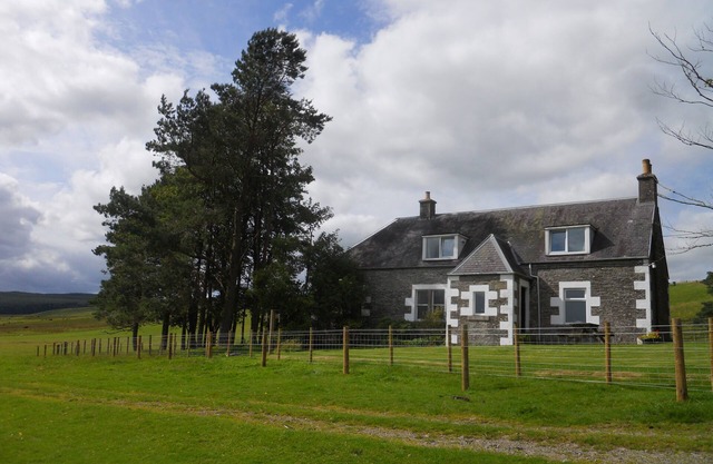 Cottage de berger traditionnel à distance, une retraite rurale sur une ferme d'élevage