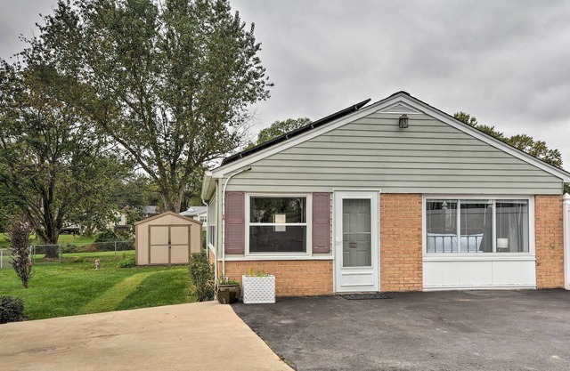 NEW! Renovated Apt ~ 20 Miles to Baltimore & DC!