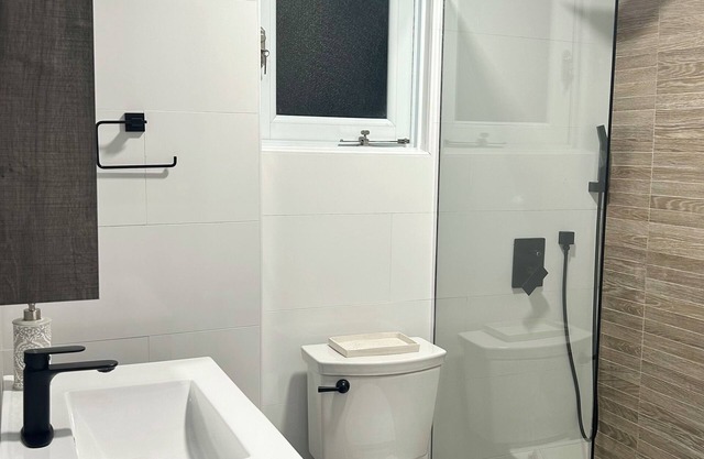 Renovated & Authentic San Juan 1-Bedroom APT w/ Caribbean Views