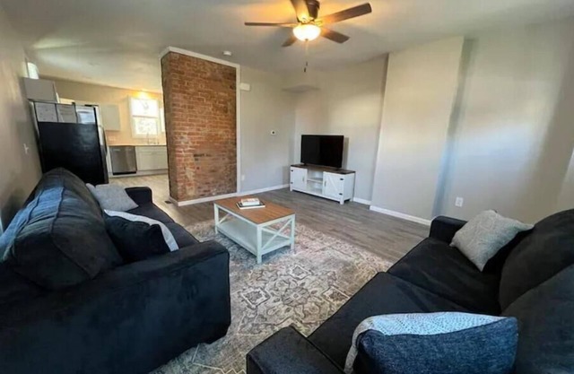Renovated Covington Home Near Devou w/ King Bed, 5 minutes to Downtown Cincy!