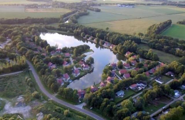 Dans une zone boisée située spacieux cottage indépendant avec sauna