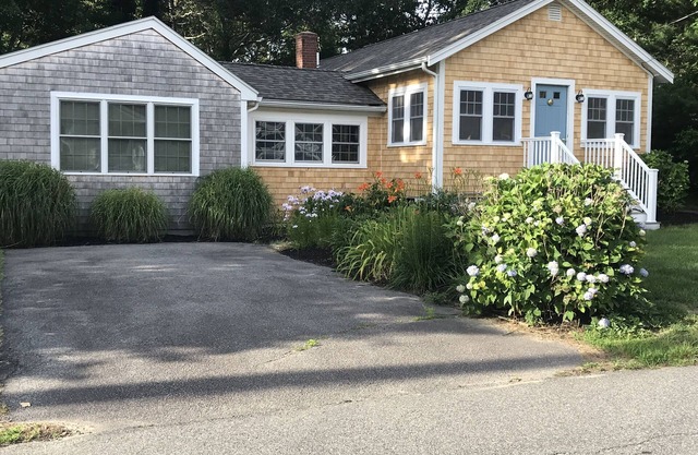 Renovated New Silver Beach Rental