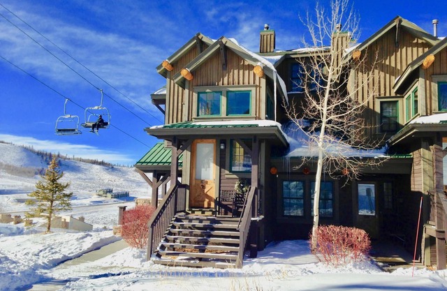 Ski in Ski out, voir la vidéo, 2Bed / 2Bath Condo, Wifi, Kicking Horse Lodges