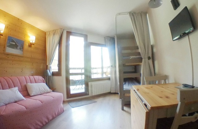Estudio Avoriaz, estudio, 4 personas