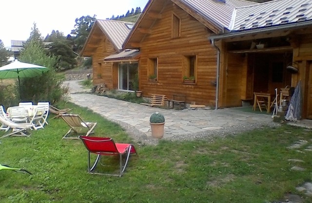 CHALET à MOLINES en QUEYRAS 6/8/10/12 personnes.