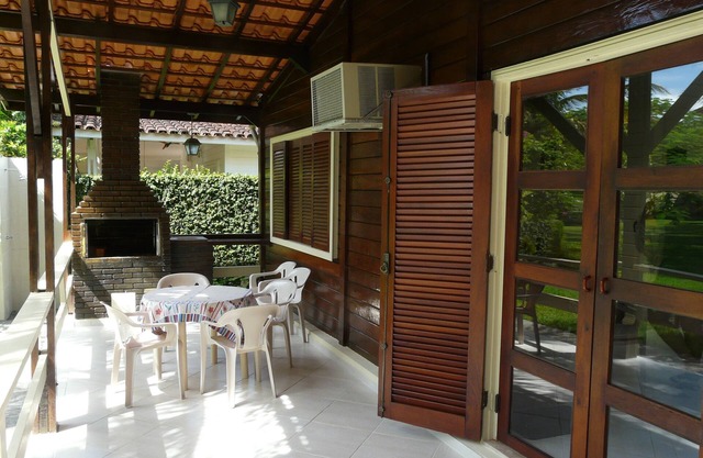 Maison à Guaecá avec climatisation, circuit fermé, barbecue, Wifi, balcon