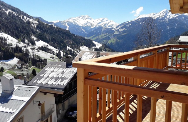 Location Appartement neuf 64m2 dans Chalet au coeur du village de Hauteluce