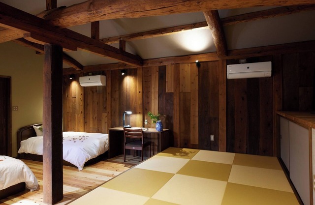 Rent your own house in the heart of a small global city / Toyoka Hyōgo