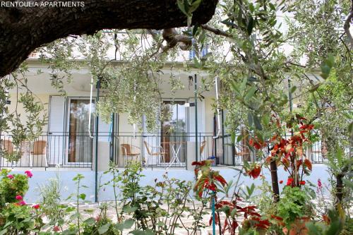 Rentoulia Apartments