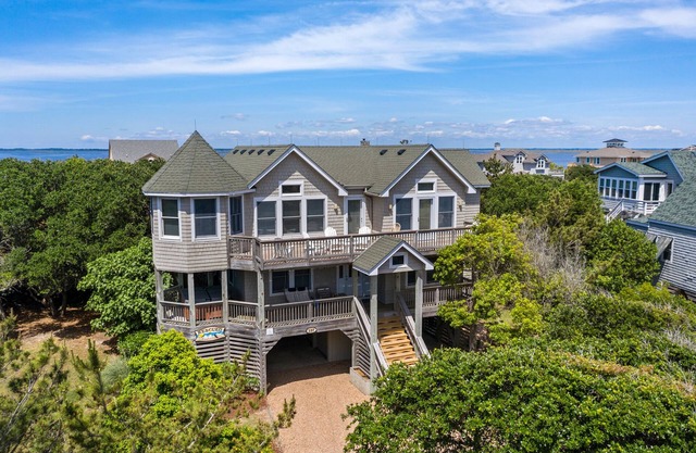 Rescued: Semi-oceanfront, Hot Tub, Shared Pool