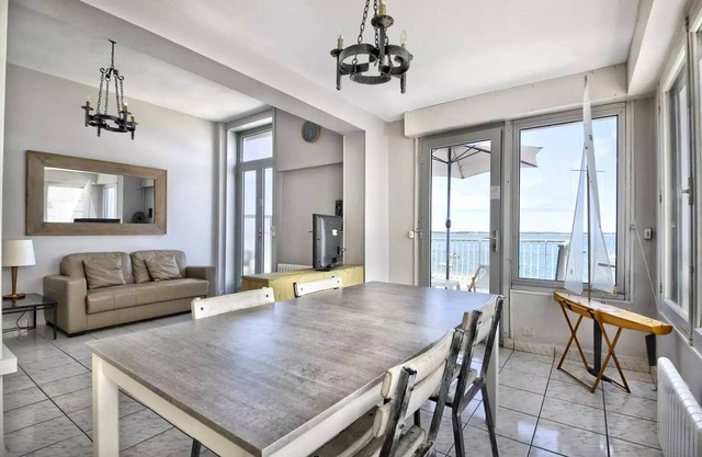 ARCACHON, PEREIRE – SUPERBE VUE SUR LA MER, ACCES DIRECT A LA PLAGE