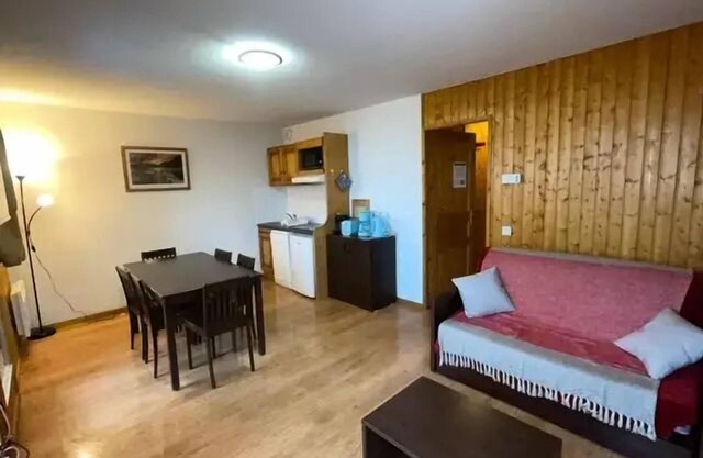 Residence Les Ecourts - Apartment for 6 people