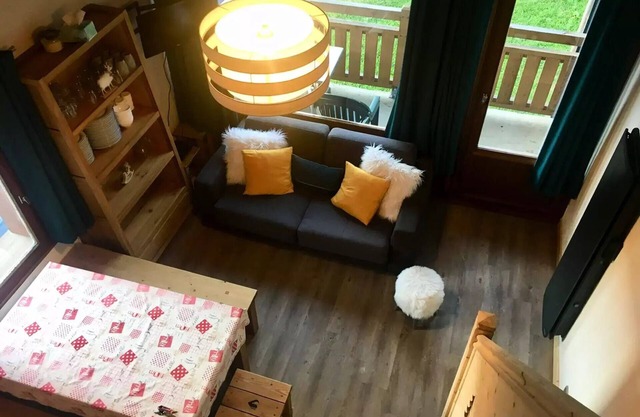 Arêches, au Planay calme et nature, appartement 6 à 8 pers, 2 étoiles.