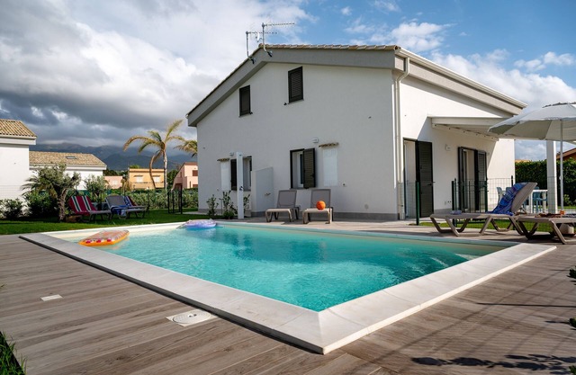 Résidence Salinelle Beach VILLA VULCANO 4 AVEC PISCINE PARTAGÉE