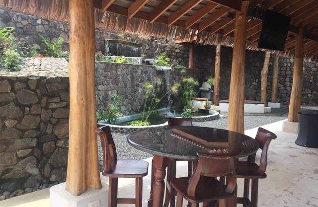 Résidence de style vivant à Naranjo, Costa Rica!